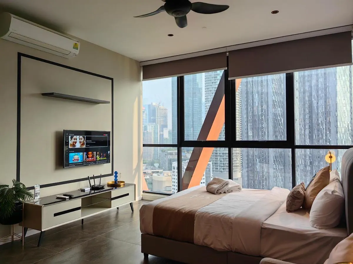 Aparthotel Scarletz Suites Klcc By De Harlequins Guesthouse Kuala Lumpur Malaysia