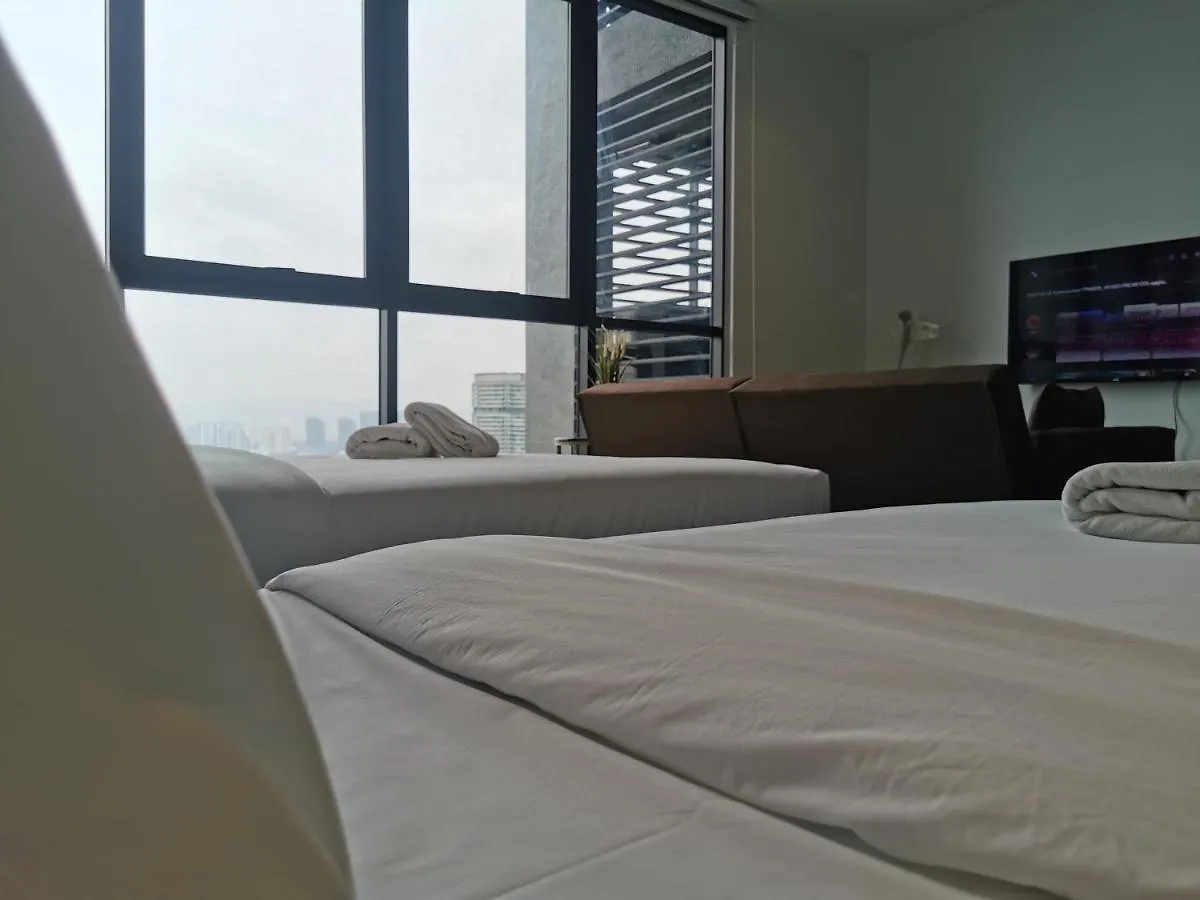 Scarletz Suites Klcc By De Harlequins Guesthouse Kuala Lumpur Malaysia