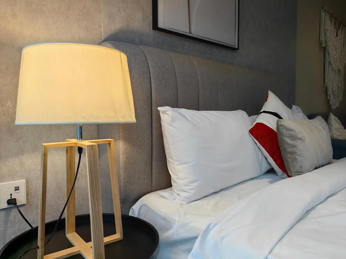 Scarletz Suites Klcc By De Harlequins Guesthouse Kuala Lumpur