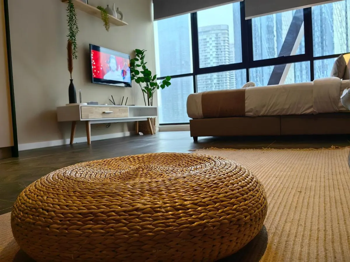 Scarletz Suites Klcc By De Harlequins Guesthouse Kuala Lumpur Aparthotel